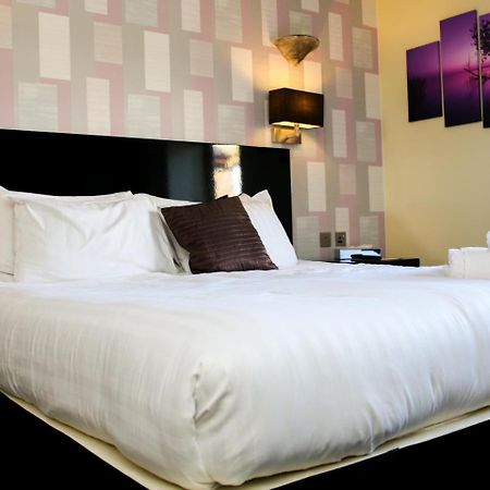 Oak Royal Hotel, Golf And Country Club Chorley  Extérieur photo